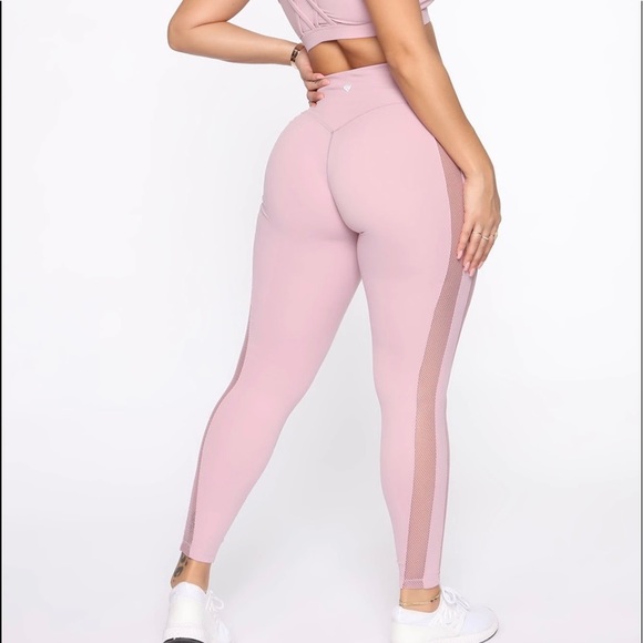 Fashion nova leggings - Picture 5 of 6